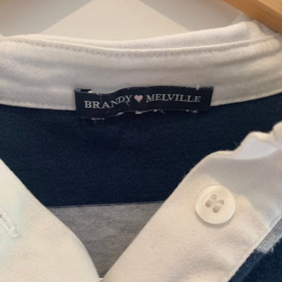 Brandy Melville Rugby Long Sleeve Collared Shirt✨ - Picture 3 of 3